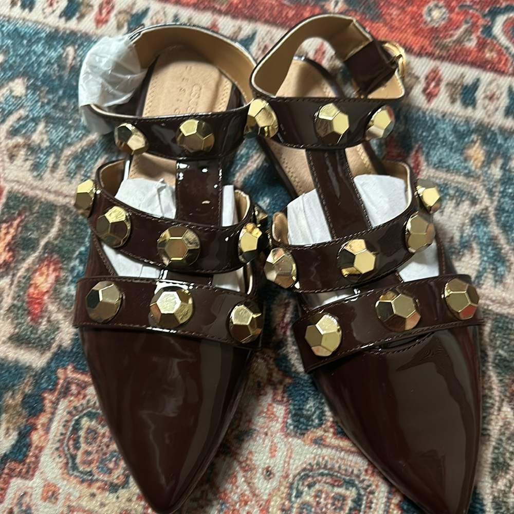 Dark chocolate brown. Brand name asos design. New without tag.